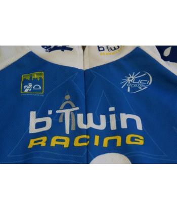 Maillot cyclisme vintage UCI Decathlon b'Twin AG2R brillant des détails fins