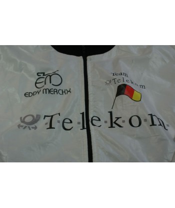 Veste cyclisme vintage Eddy Merckx Telekom chez Cornerstreet bien 