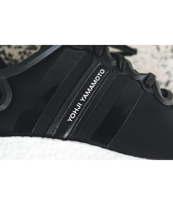 Y-3 Yohji Boost - Black / White Vous souhaitez 